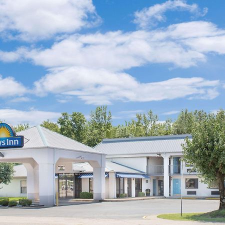 Days Inn By Wyndham N Little Rock East Норт-Літл-Рок Екстер'єр фото